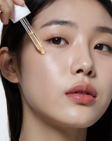 Vervelle Beauty skincare and makeup products representing natural ingredients, effortless self-care, and confidence-enhancing beauty rituals.