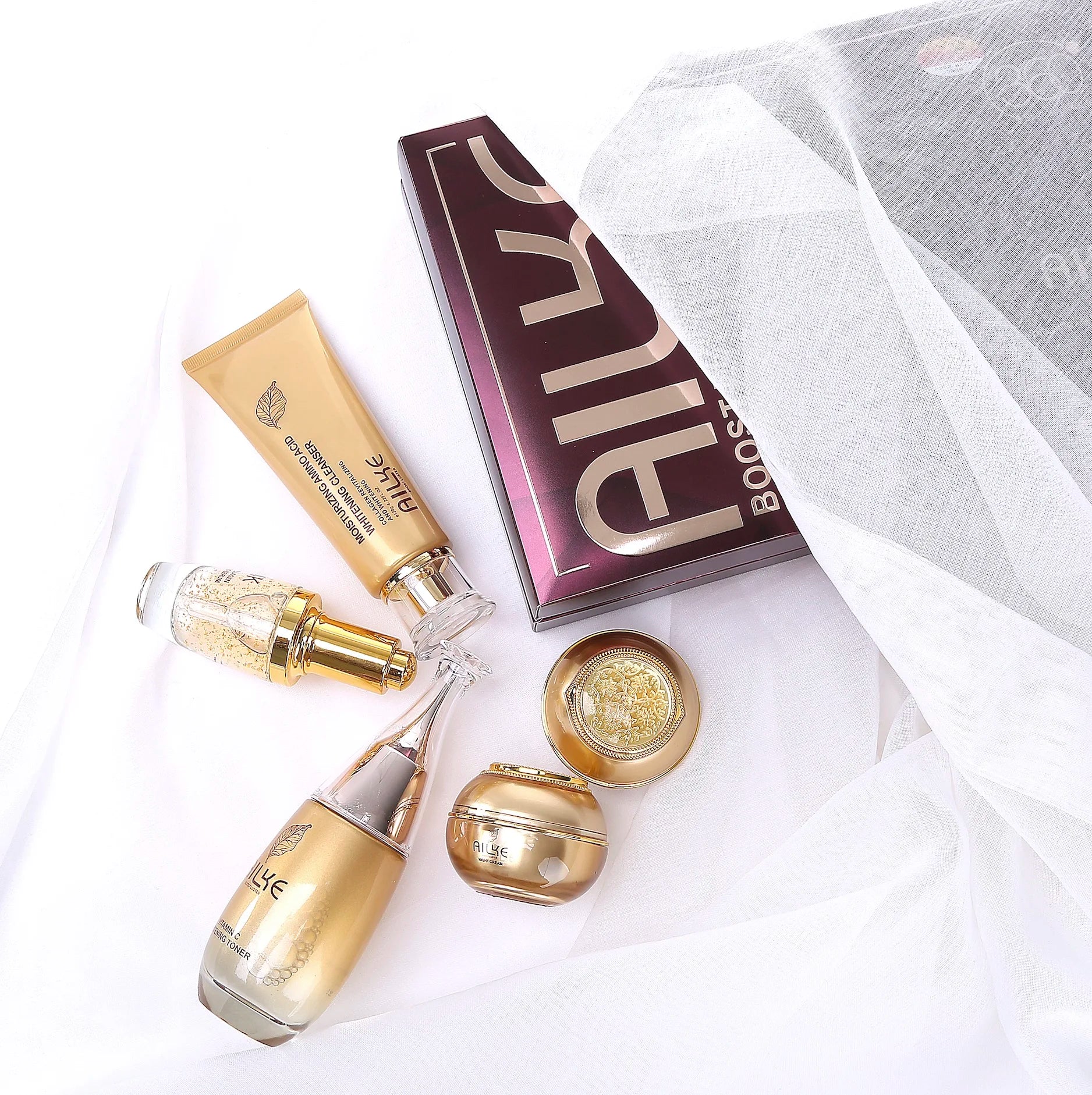 AILKE Skin Care Set: Whitening, Moisturizing & Anti-Wrinkle