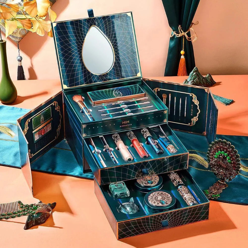 Phoenix Makeup Set – Foundation, Concealer & Eyeliner Kit