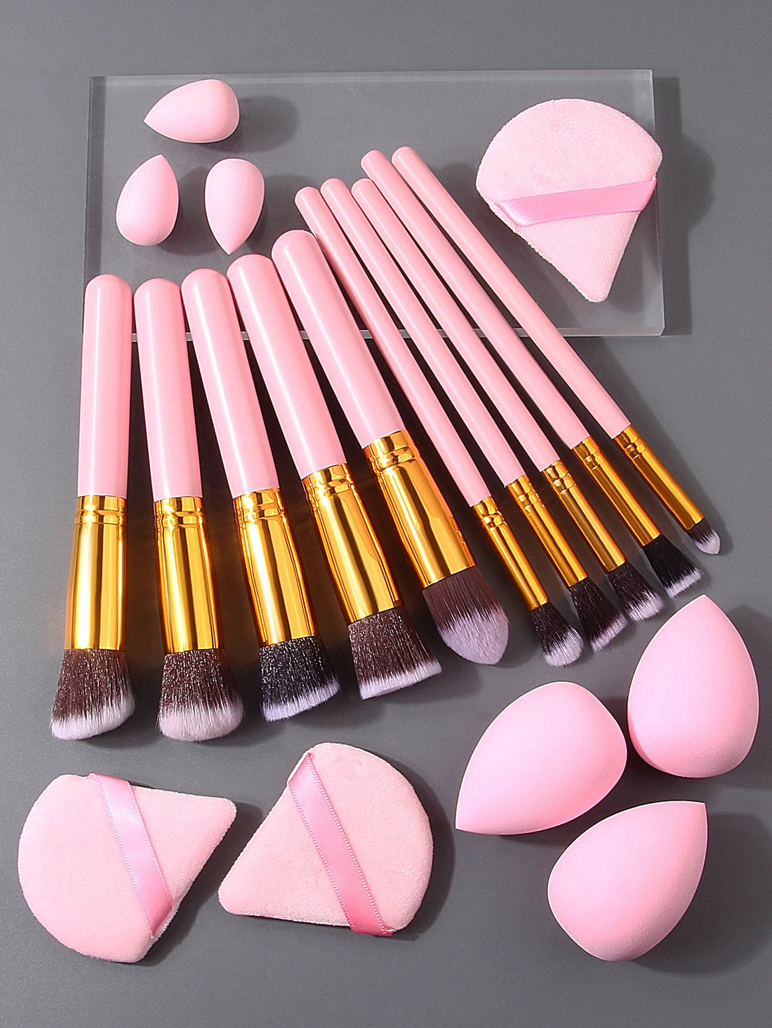 19-Piece Pink Makeup Brush & Beauty Tool Set Vervelle