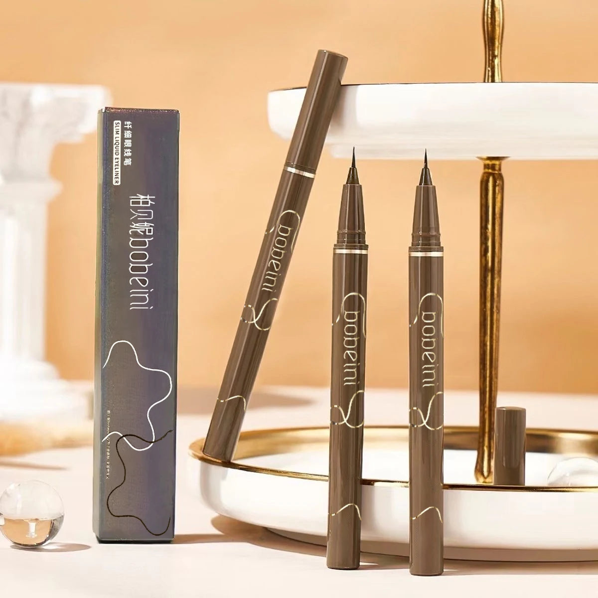 Slim eyeliner is waterproof, sweat-proof, long-lasting