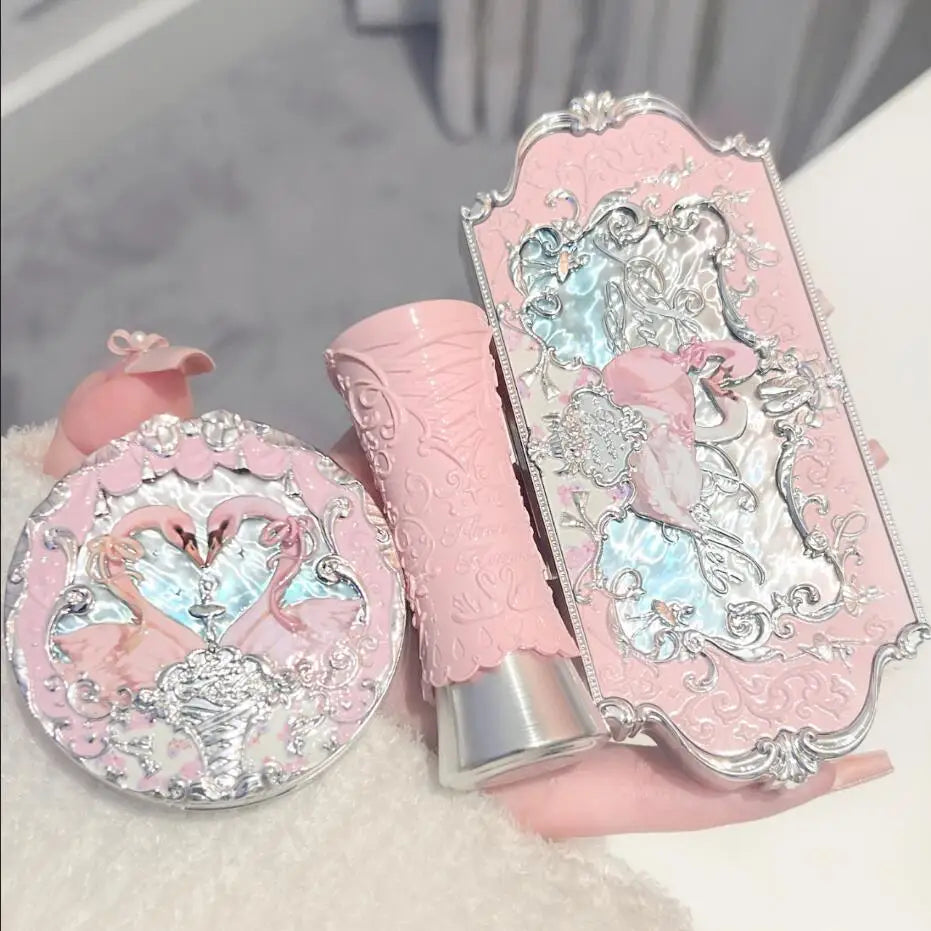 Flower Knows Swan Ballet Makeup Set – Eyeshadow & Blush