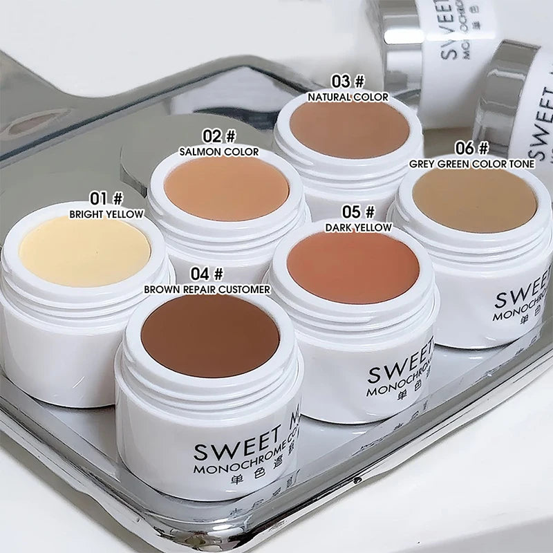 Monochrome Face Concealer for Dark Circles & Contouring