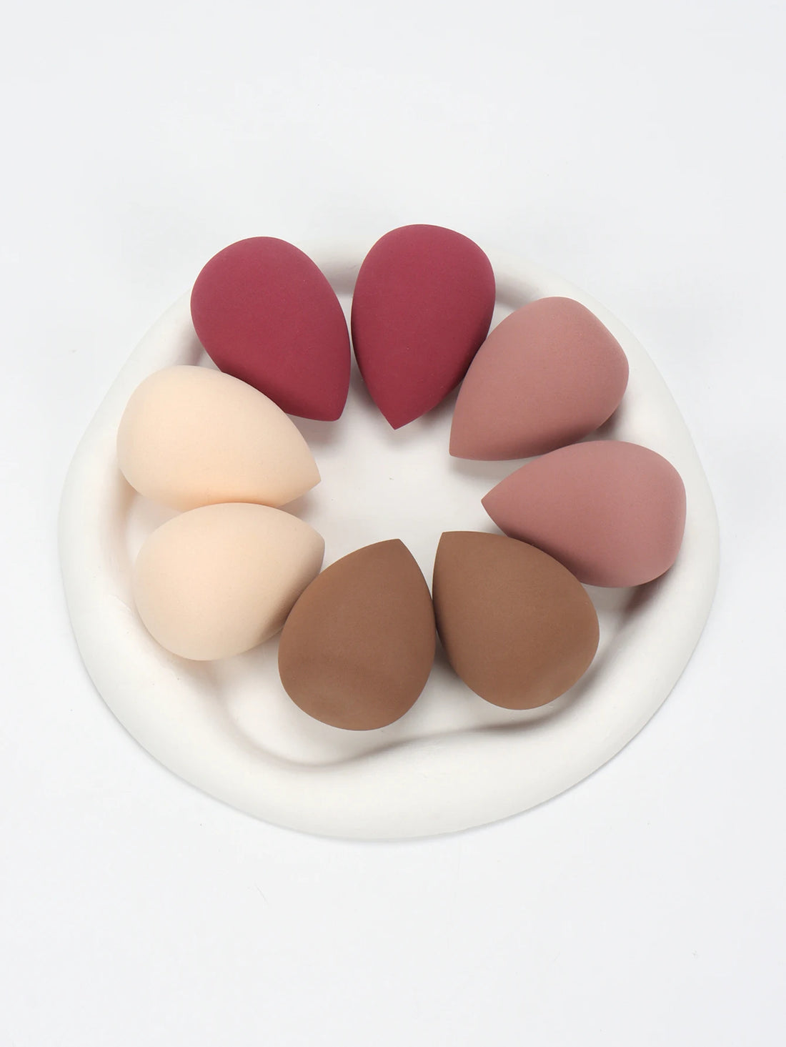 4/8 Foundation Blender; Cosmetics Sponge