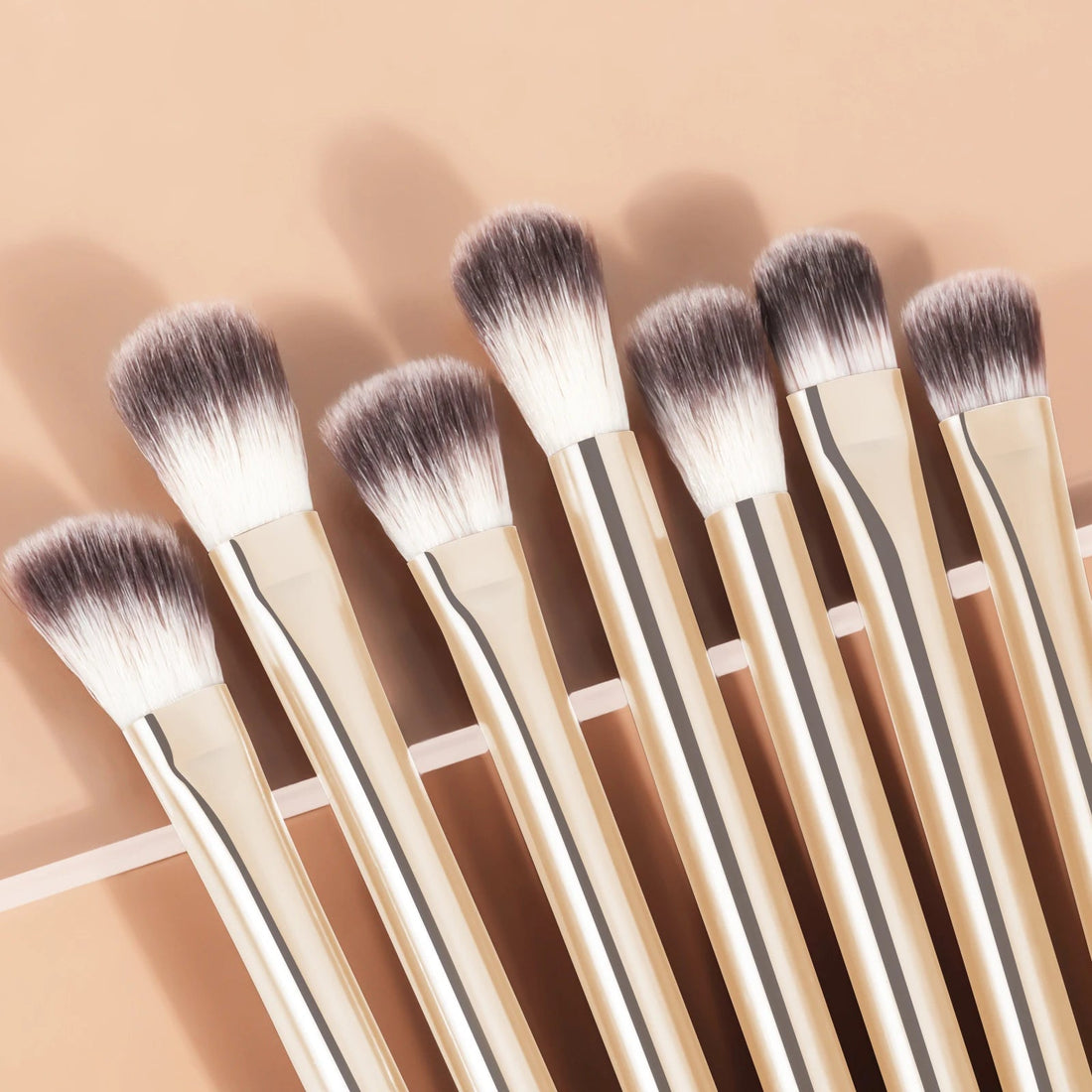 13PCS Makeup Brush Set – Foundation, Concealer & Eyeshadow Vervelle