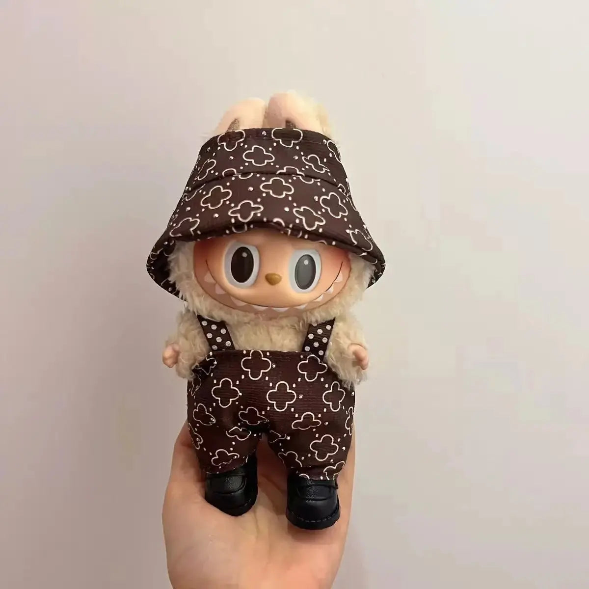 Labubu 16cm Doll Clothing – Cute Velcro Dress & Casual Plush Toy Outfit Vervelle